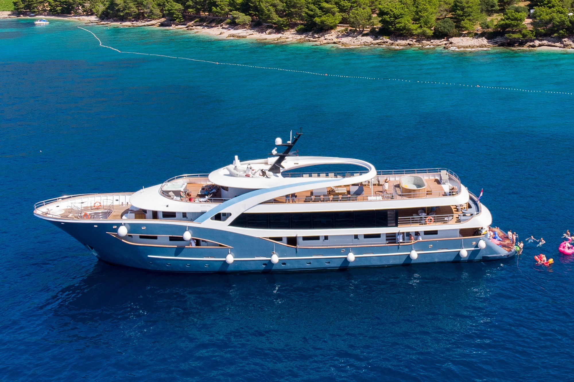 yacht bella croatia