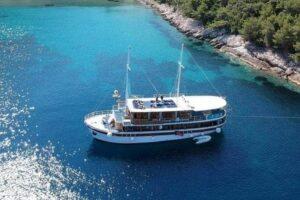 Vintage Ensuite Croatia Cruise Ship